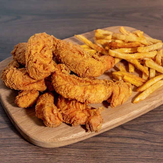 3 Pc Buffalo tender with fries.