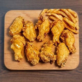 Wings 10 Pieces & Fries